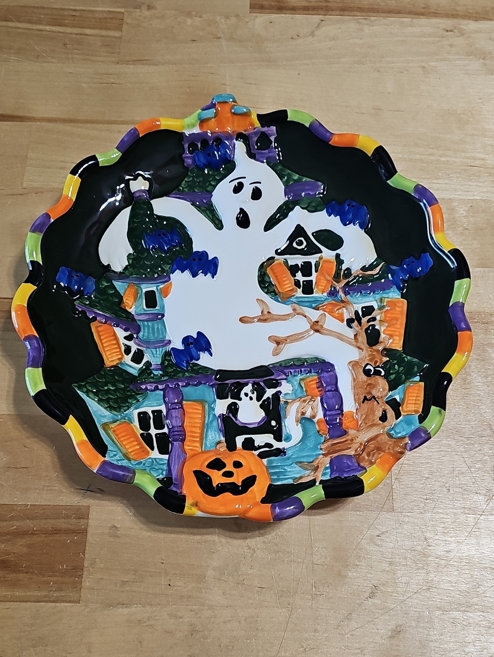 Halloween Ceramic Ghost Haunted House Decorative Plate 9"